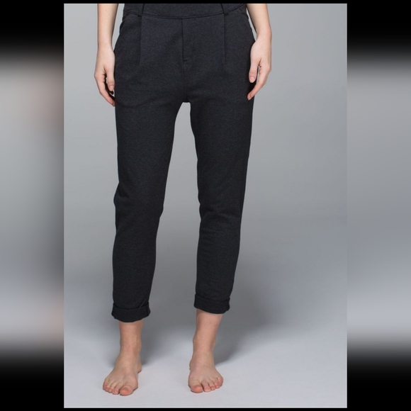 Lululemon stress less pants sz 8 Style Number: W5G31S - Picture 4 of 11